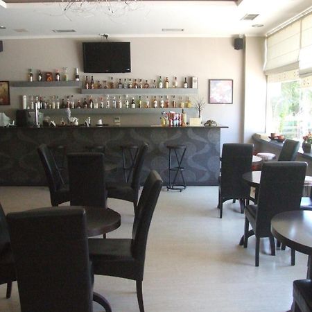 Hotel Georgios Rio Esterno foto
