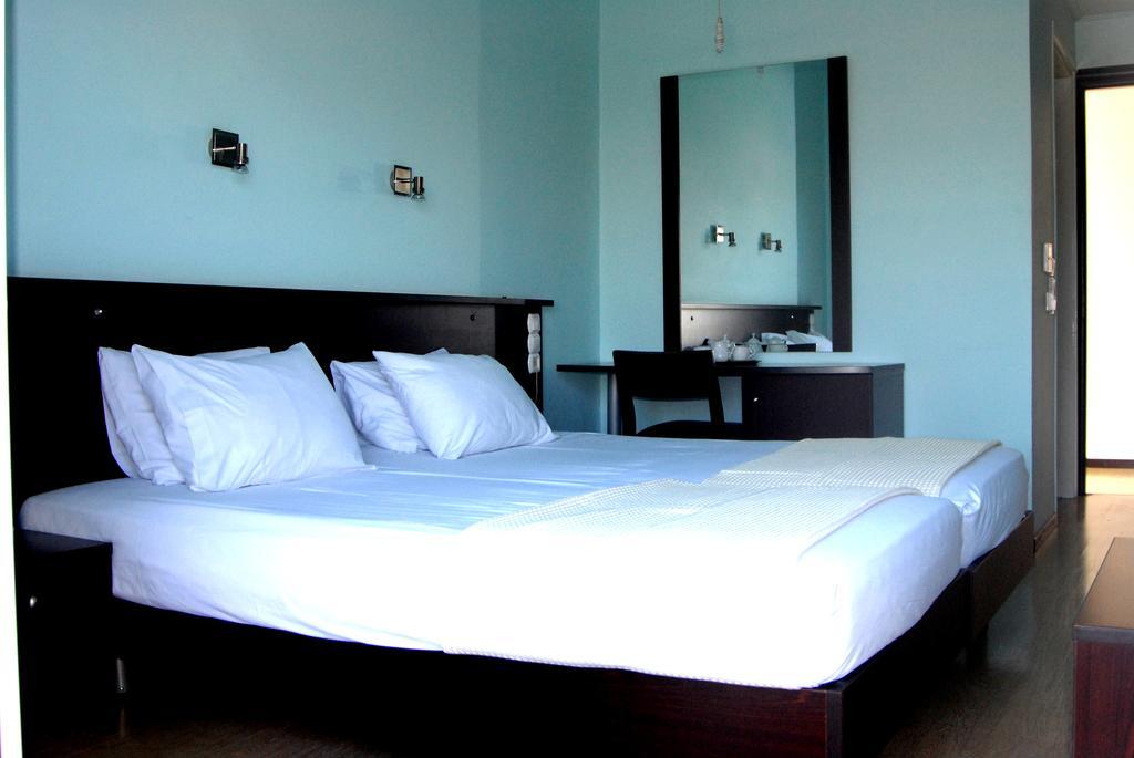 Hotel Georgios Rio Esterno foto