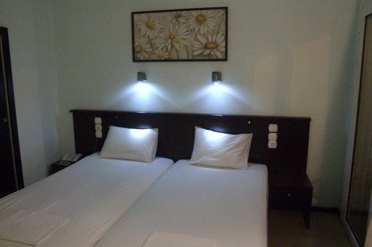 Hotel Georgios Rio Camera foto